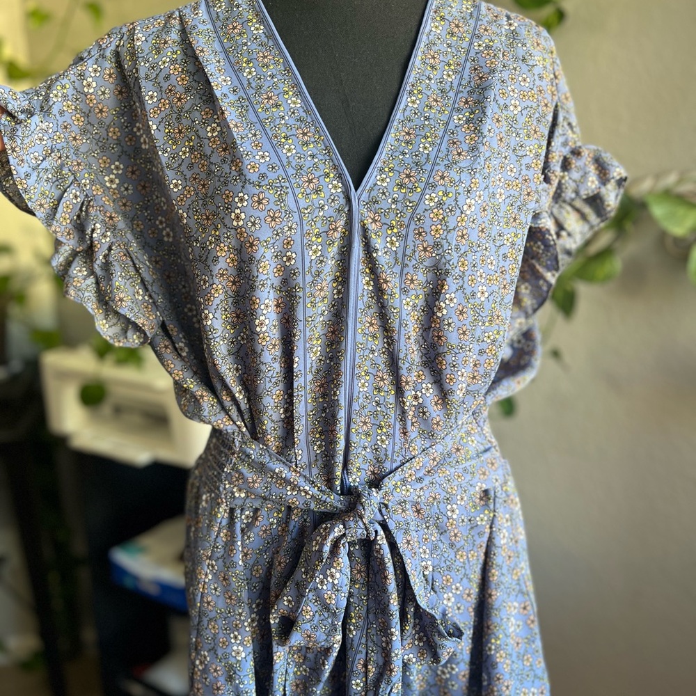 Max Studio Blue Floral Blouse